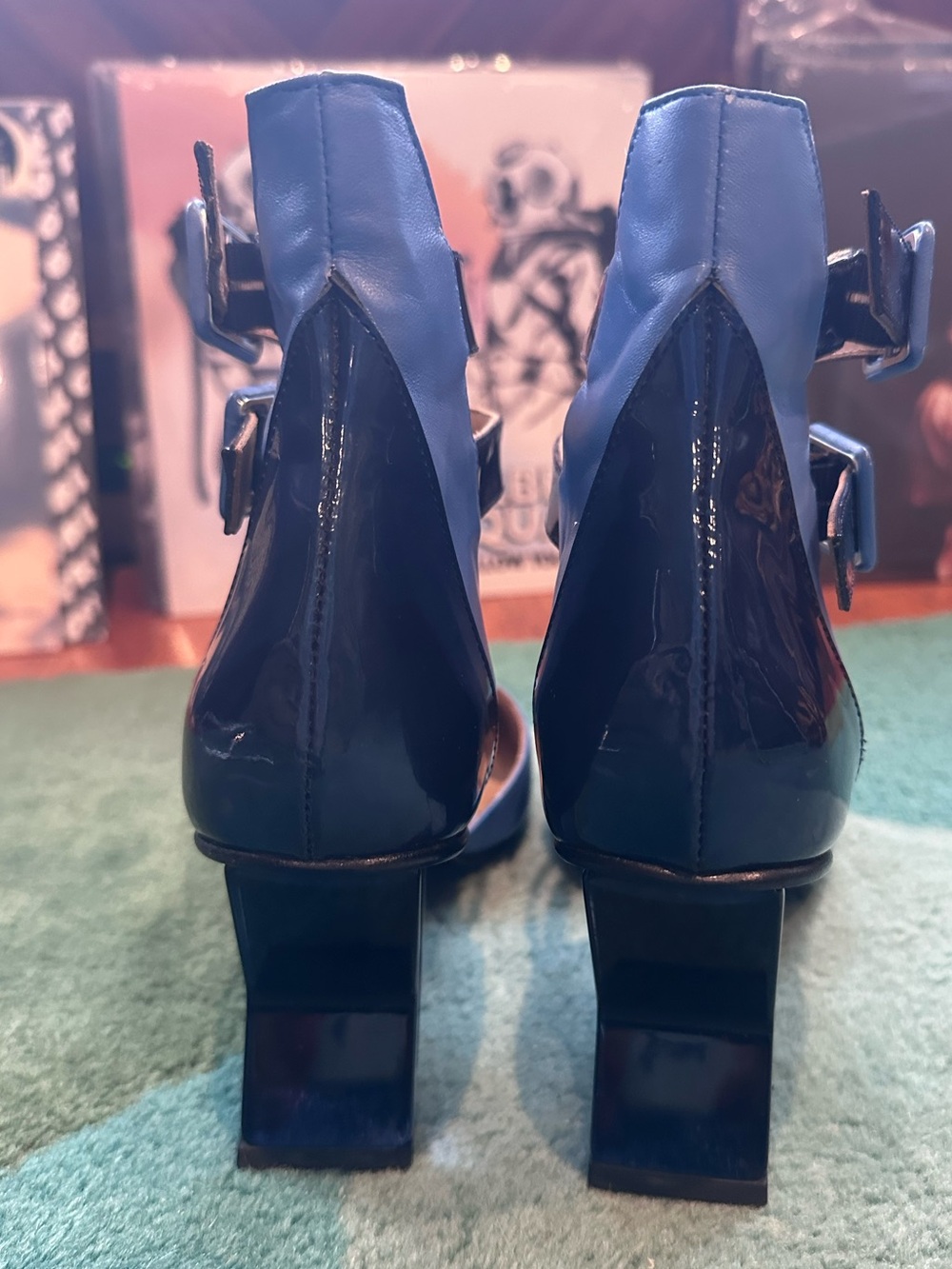 Fluevog LIKE NEW Modern Living Slant blue/patent 2-strap buckle heel-9.5 (fit 9) - Picture 5 of 15